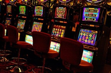 1mania Slot Rooms by Studio